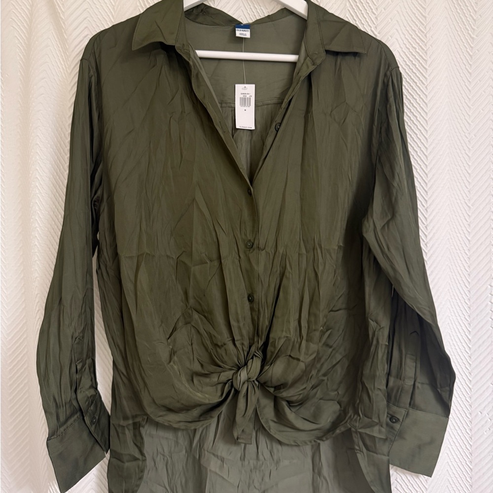 Old Navy Olive Green Button-Front Tie-Hem Shirt